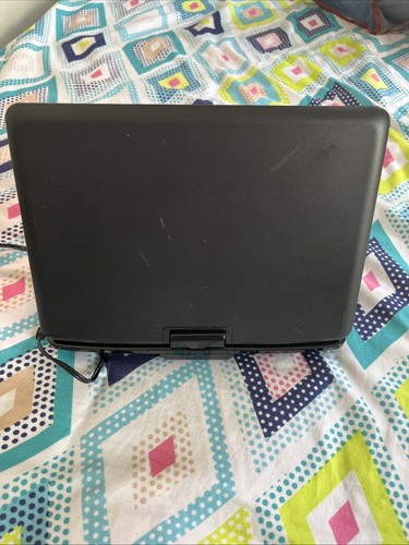 OTIC 9” Portable Bluetooth DVD Player - photo 3
