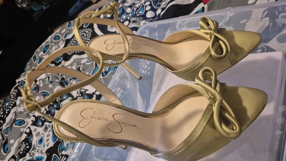 Jessica Simpson Green Satin Bow Stiletto Heels 8.5 - photo 2