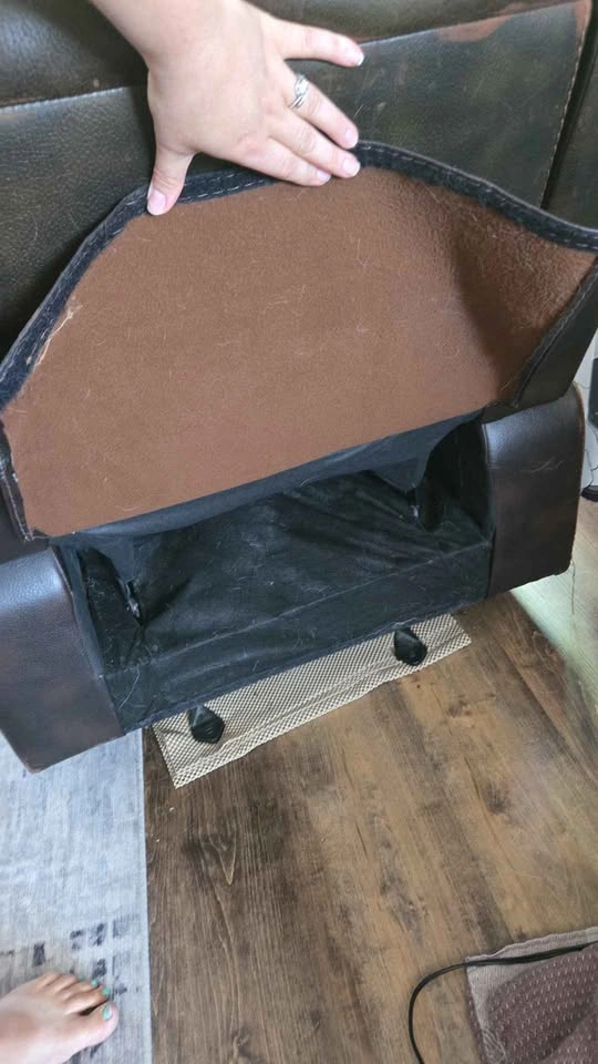 Brown Leather Recliner Chair - photo 5