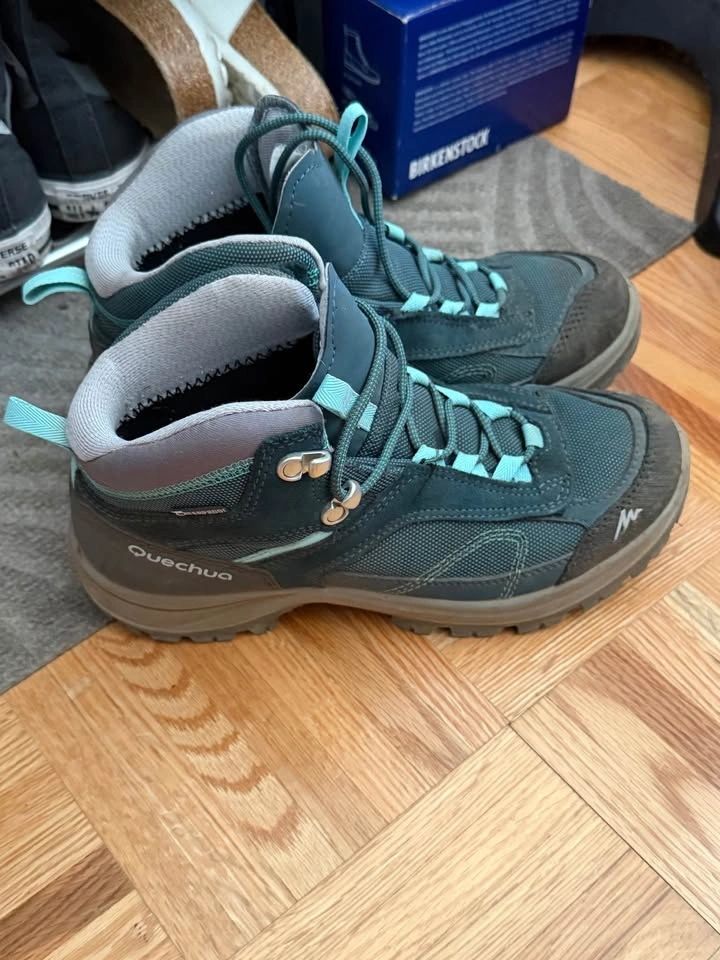 Hiking shoes - photo 2