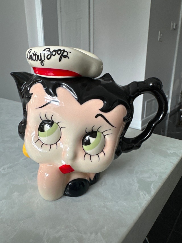 Betty Boop ceramic head teapot designed by Paul Cardew