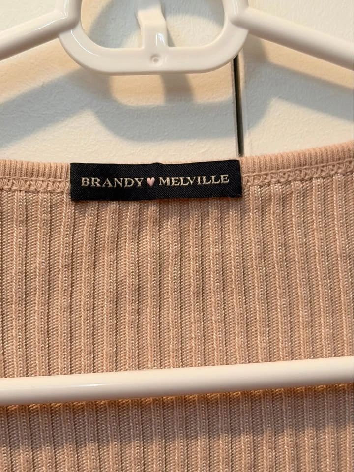 Brandy Melville button up - photo 2