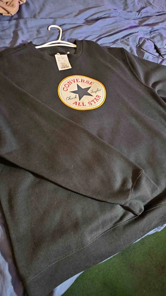 Converse crew neck sweater