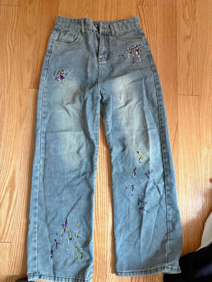 Floral Embroidered Light Wash Straight Leg Jeans