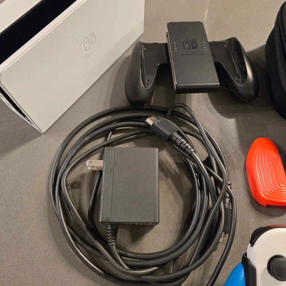 Switch OLED. MINT. With accessories +. See description. - photo 4