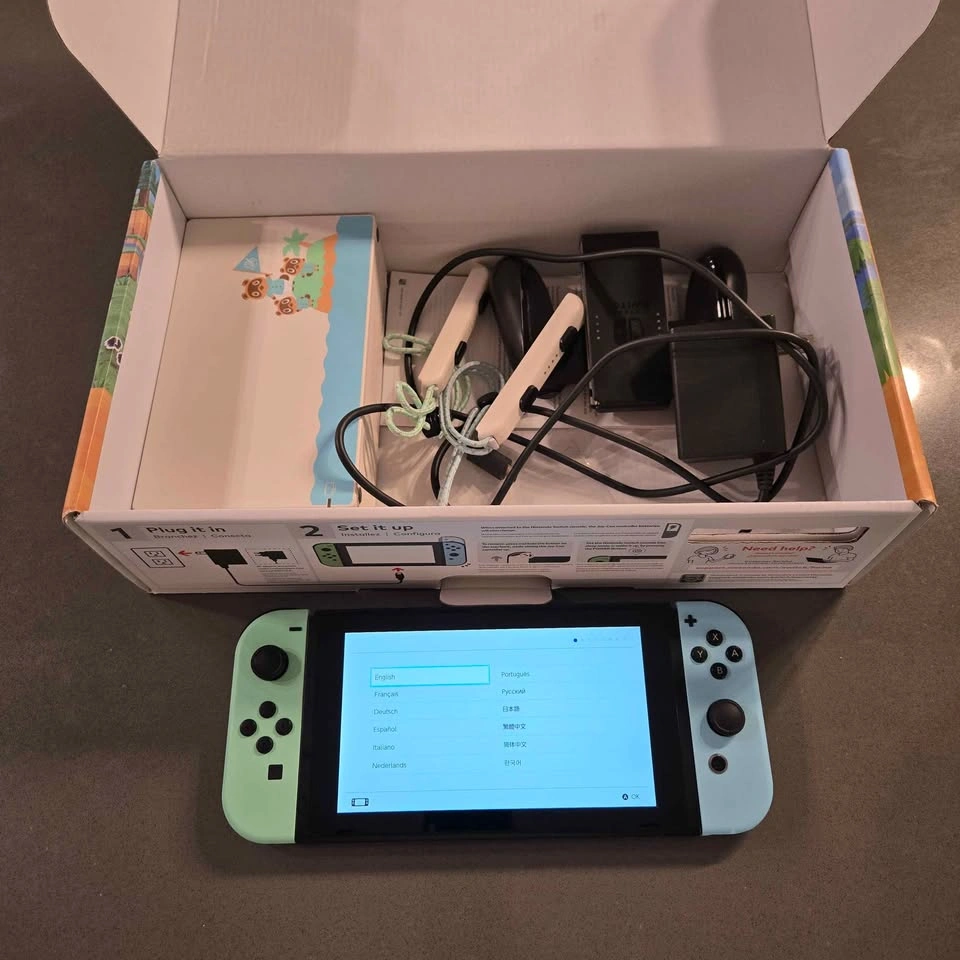 Nintendo Switch Animal Crossing Edition - photo 2