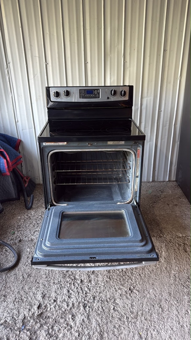 Maytag Electric Stove - photo 2