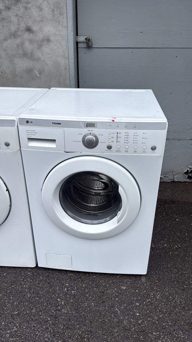 LG Tromm Washer and Dryer Set - photo 2