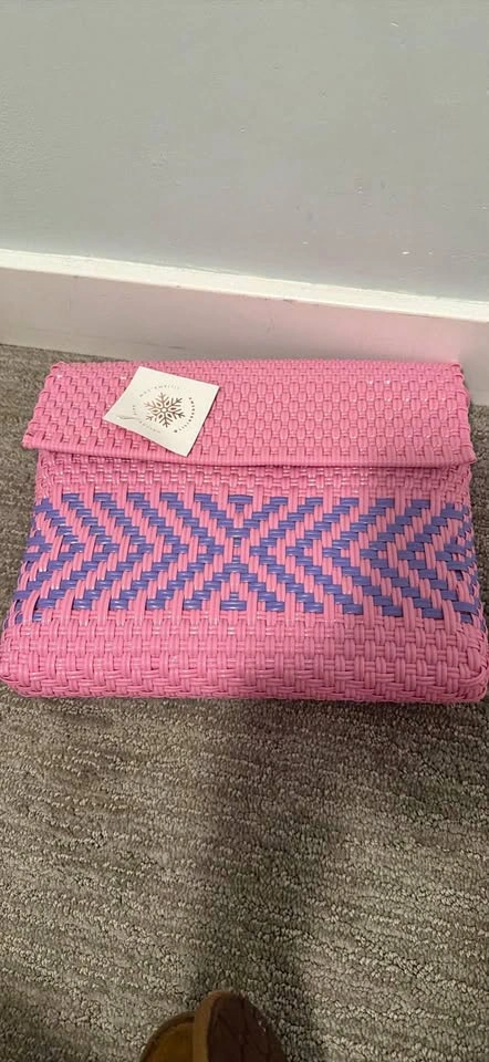Hand woven Mexican clutch