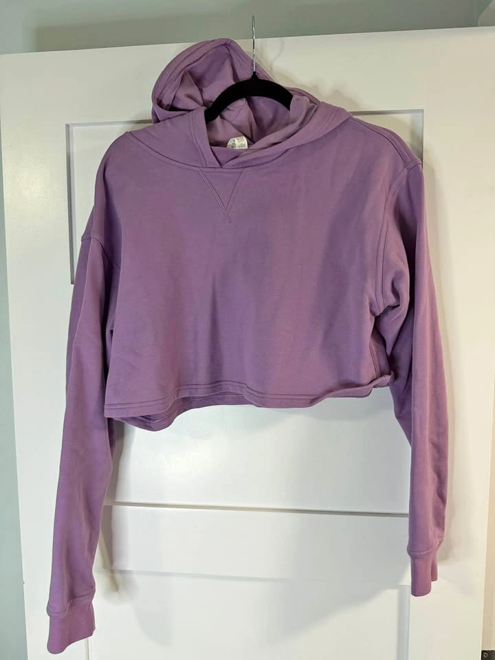 Lululemon cropped hoodie size 10
