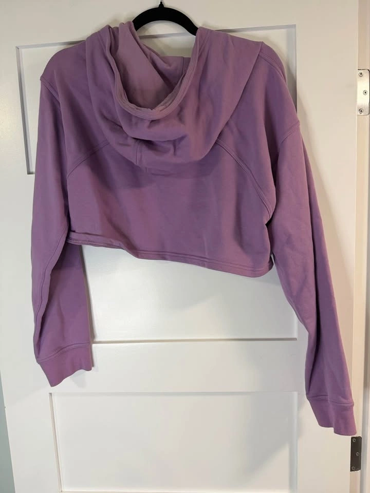 Lululemon cropped hoodie size 10 - photo 3