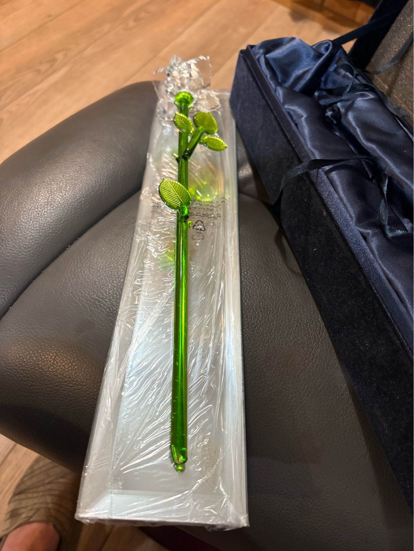 CRYSTAL Rose with VELVET Box - photo 3