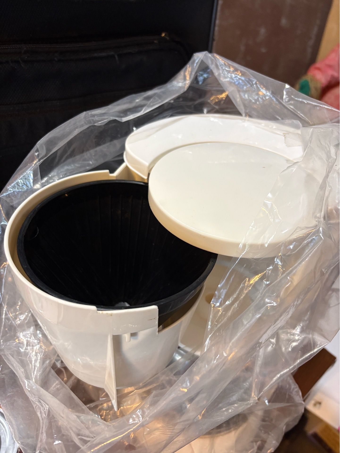 TOASTMASTER 12 CUP COFFEE MAKER - photo 4