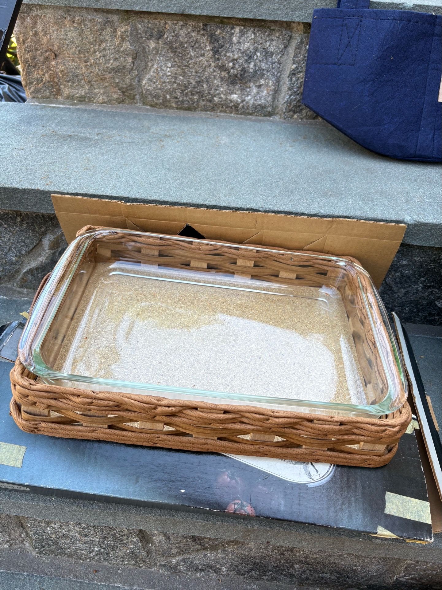 BAKER IN A BASKET BAKING DISH - photo 2