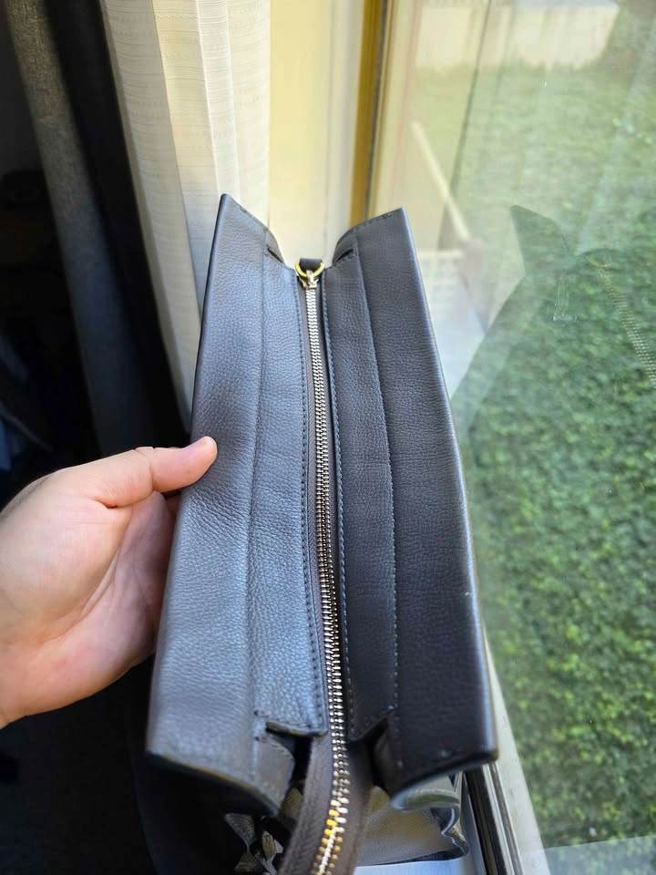 Genuine leather bag TAHARI - photo 3