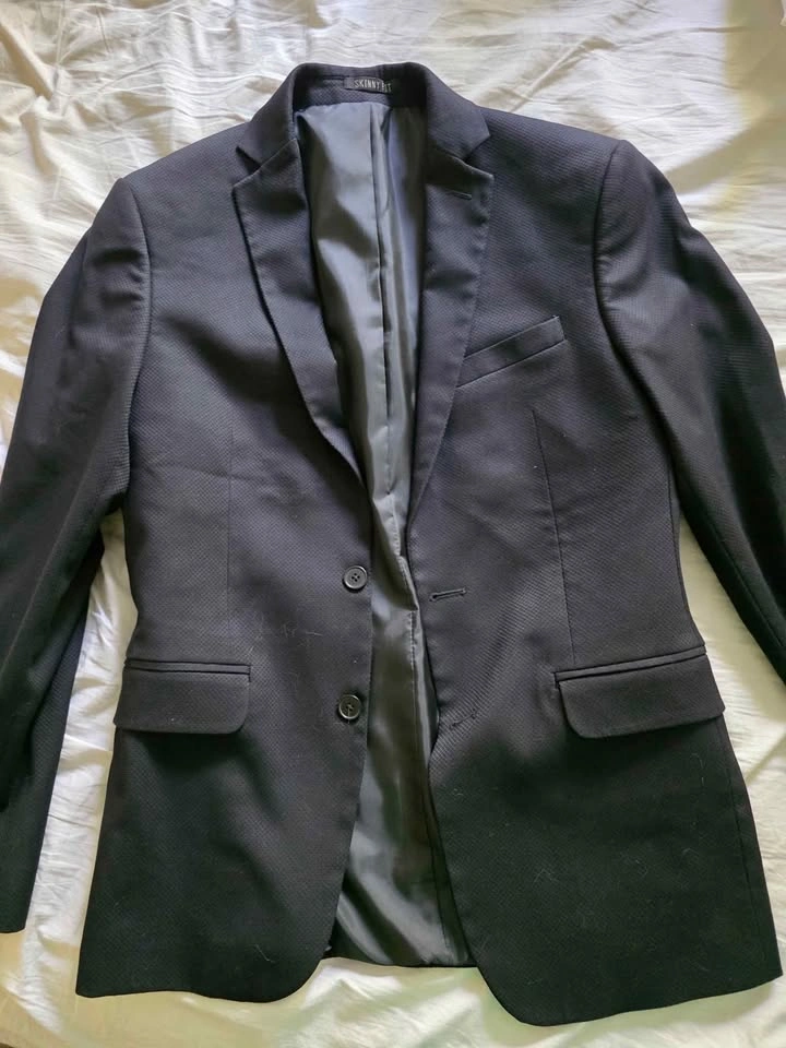 Black suit for men - photo 2