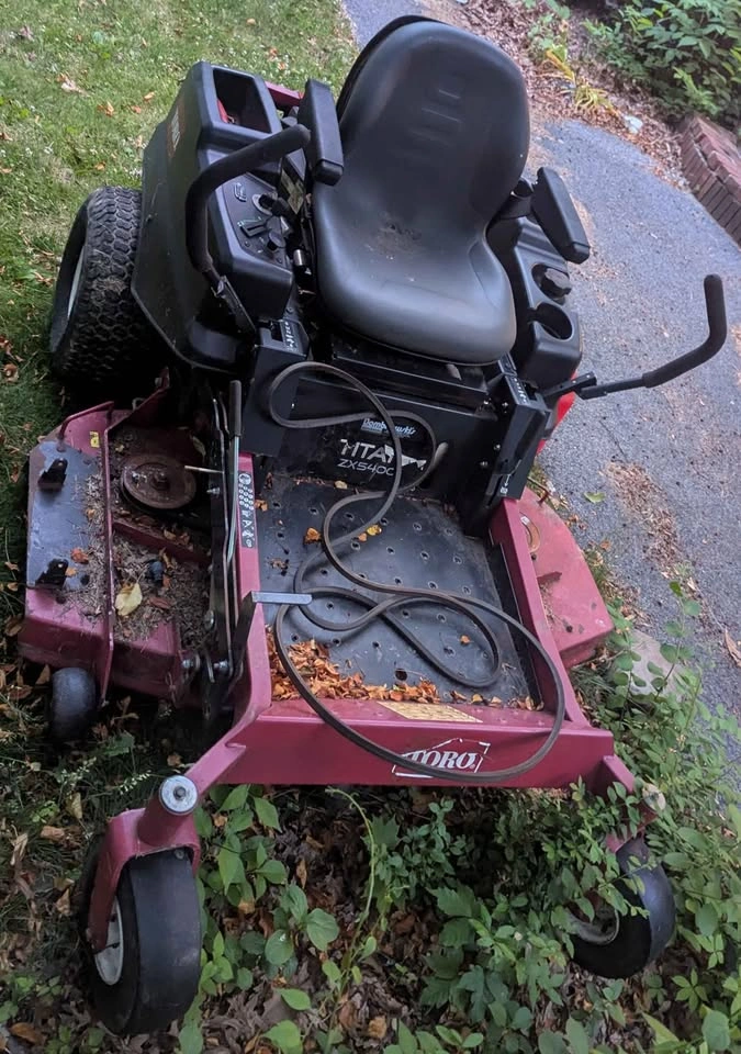 Toro ZX 5400 zero turn lawn mower - photo 2