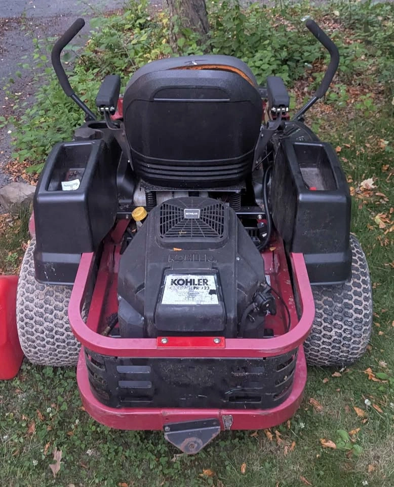 Toro ZX 5400 zero turn lawn mower - photo 3