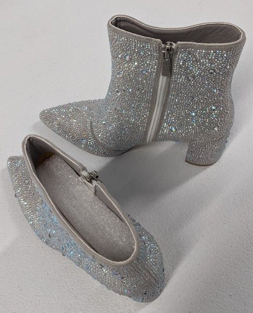Woman's Sparkly Booties Shoe Boots Size 7 New - photo 2