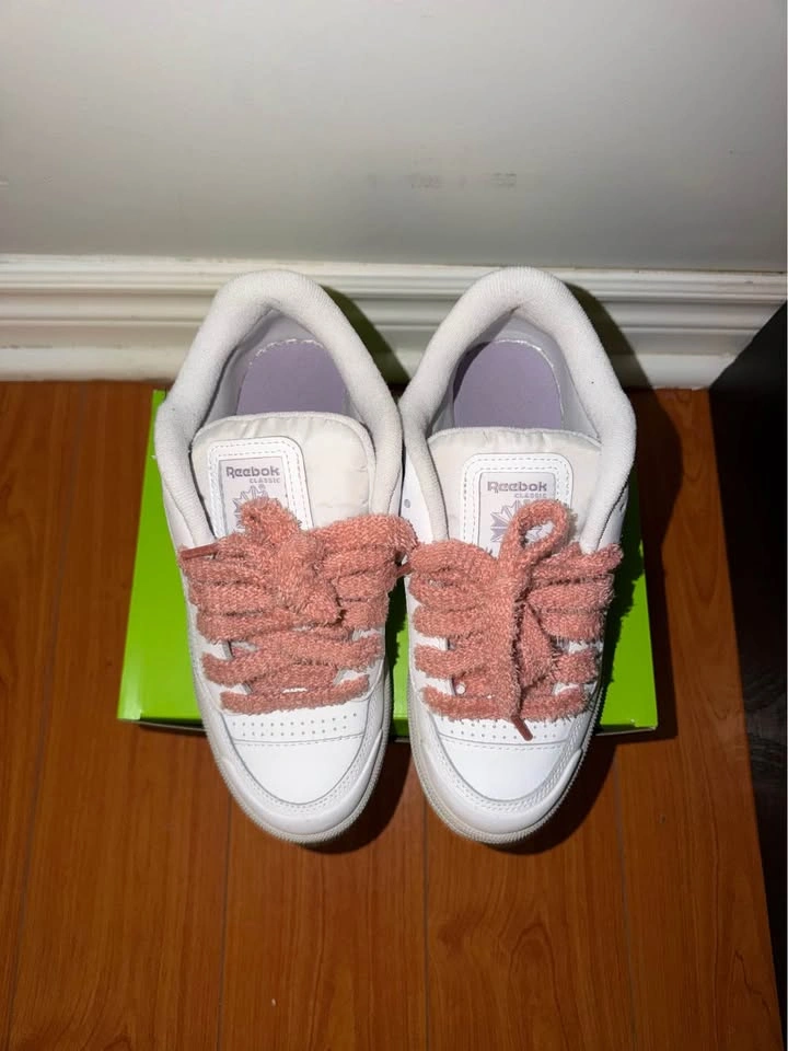 New Reebok Sneakers - photo 3