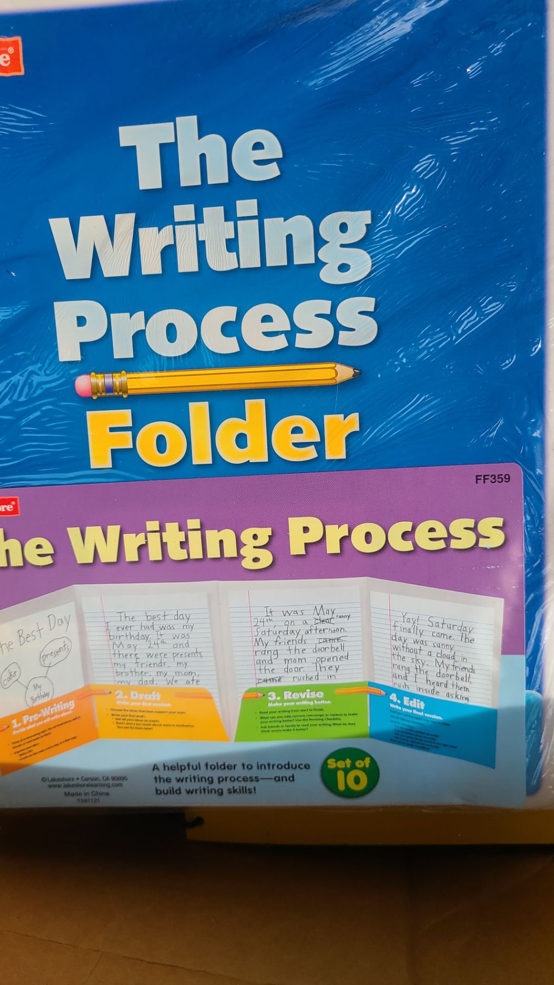 The Writing Process Folder (FF359) by Lakeshore Learning