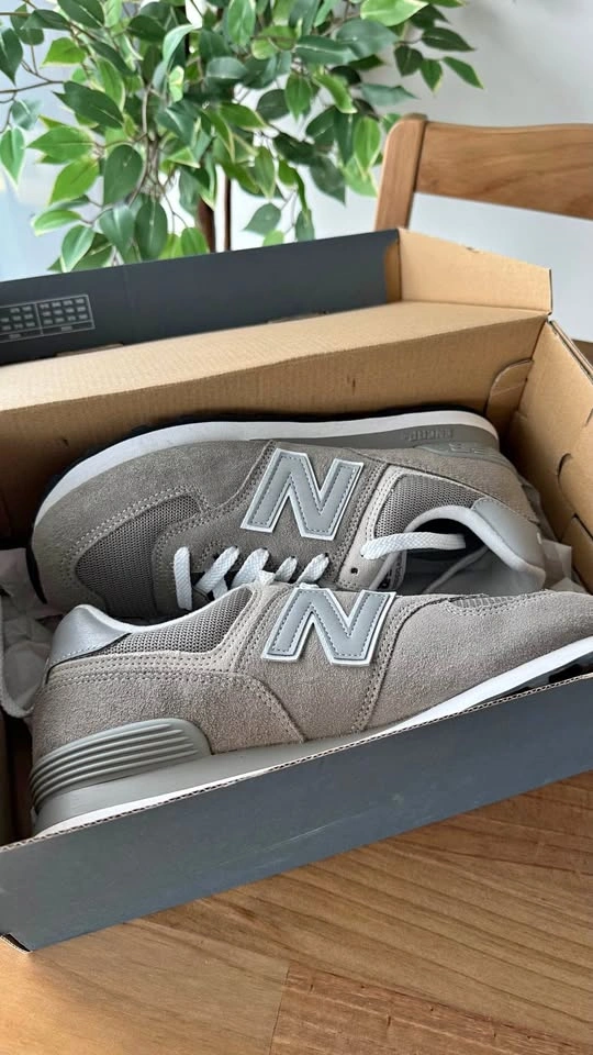 New Balance 574 Core - Brand New in box
