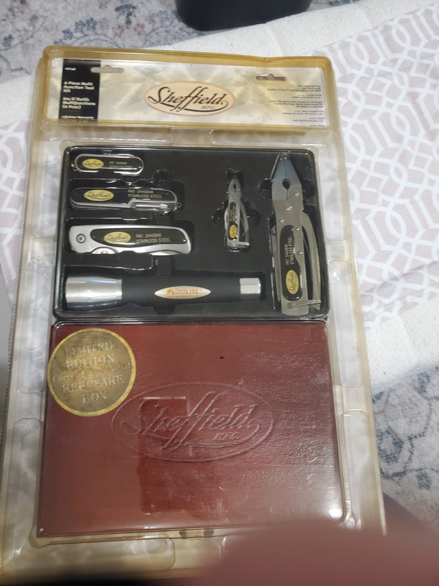 Vantage Sheffield Tool Set