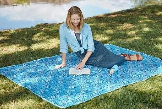 LightSpeed Outdoors Oversized Outdoor Folding Blanket - photo 3