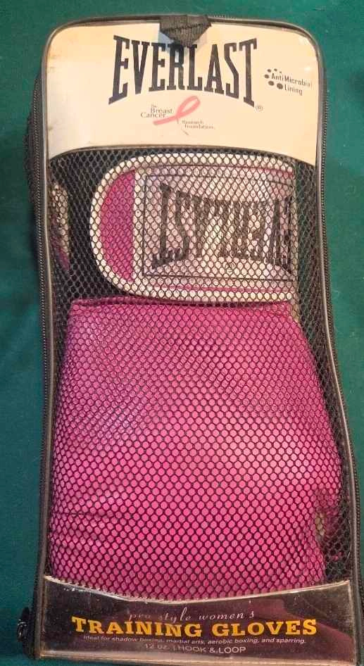 Everlast Pink Boxing Gloves - photo 4