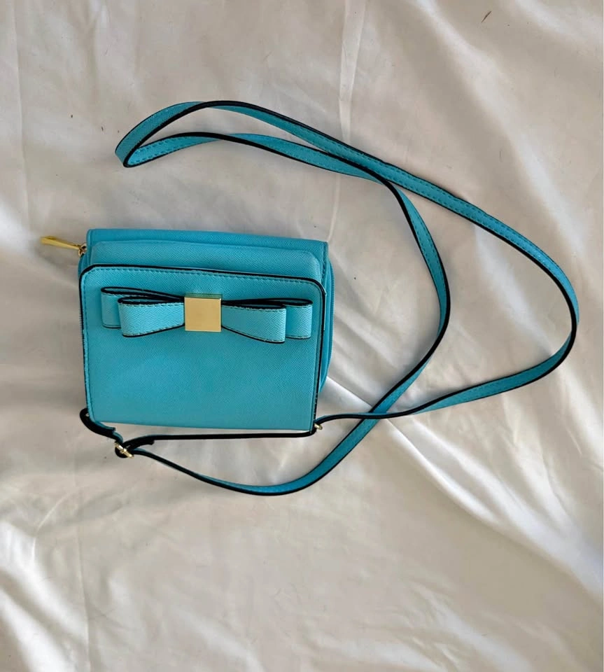 Merona crossbody purse