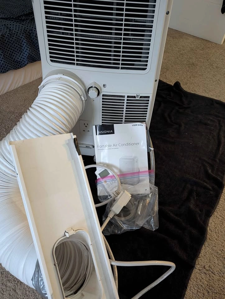 Insignia™ - 350 Sq. Ft. 8,000 BTU Portable Air Conditioner - photo 2