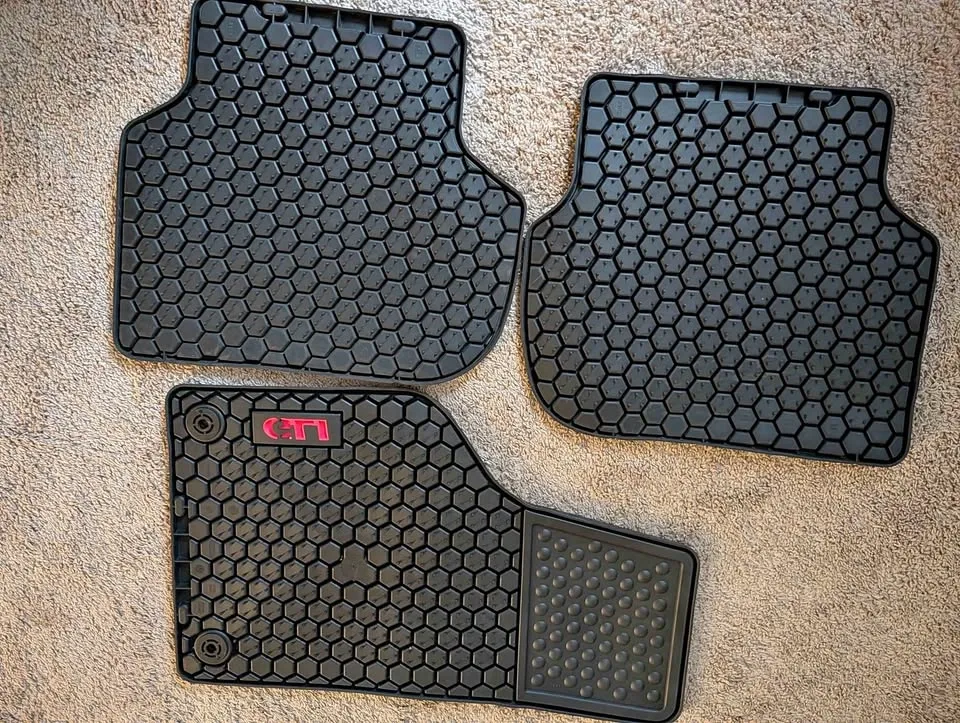 Car Floor Mats for Volkswagen VW Jetta 2010-2018 Rubber Liners