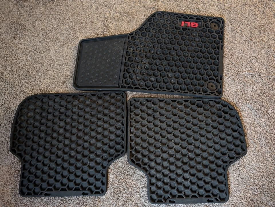 Car Floor Mats for Volkswagen VW Jetta 2010-2018 Rubber Liners - photo 2