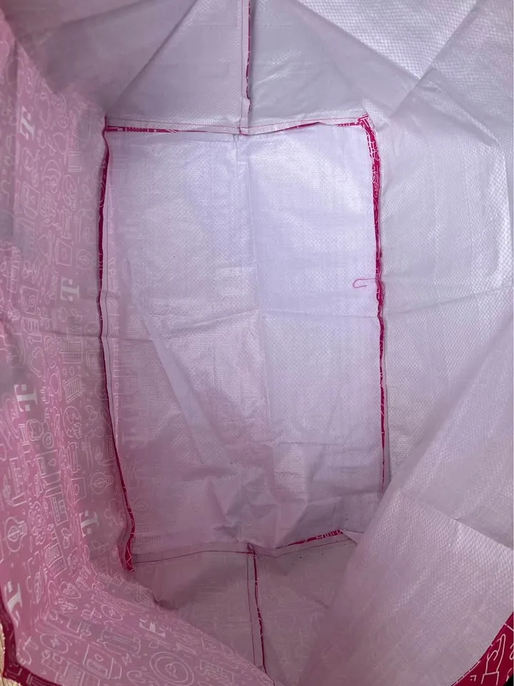 T-Mobile Oversized Tote 34 x 14 x 20 - Brand New image indicator(6)