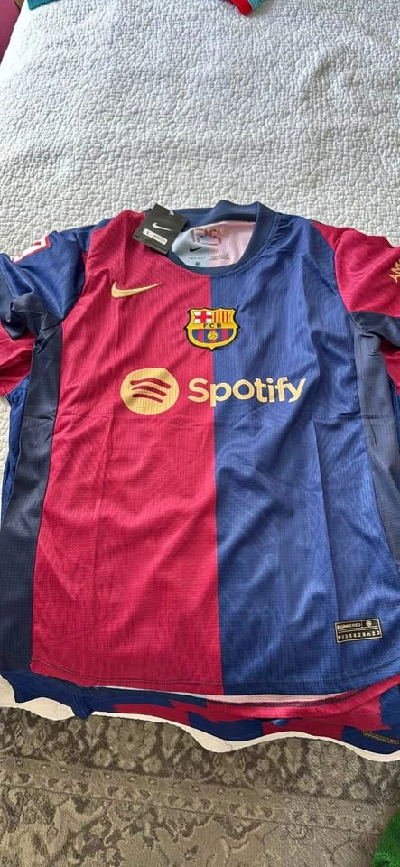 Nike FC Barcelona Jerseys (4)