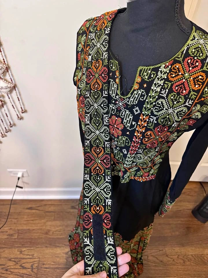 Simple Thobe/ Middle Eastern dress