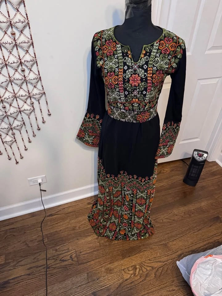 Simple Thobe/ Middle Eastern dress - photo 4