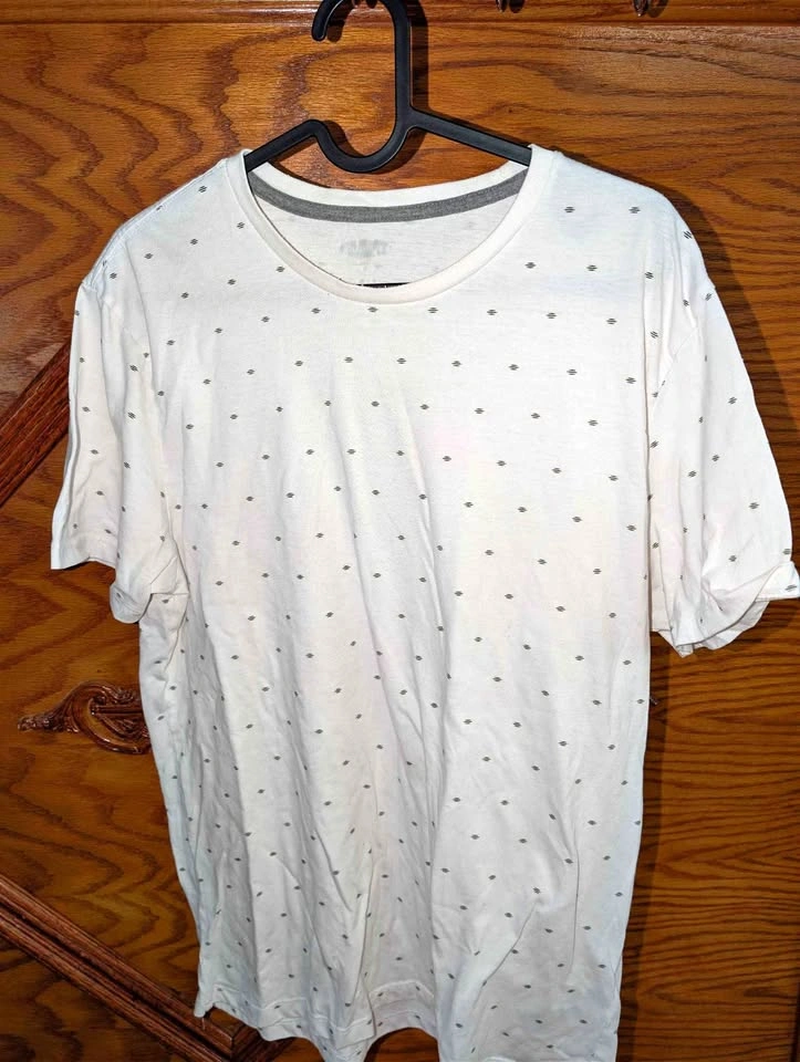 Men's Old Navy Shirt