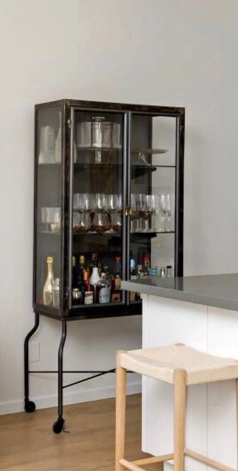 Metal and glass Cabinet