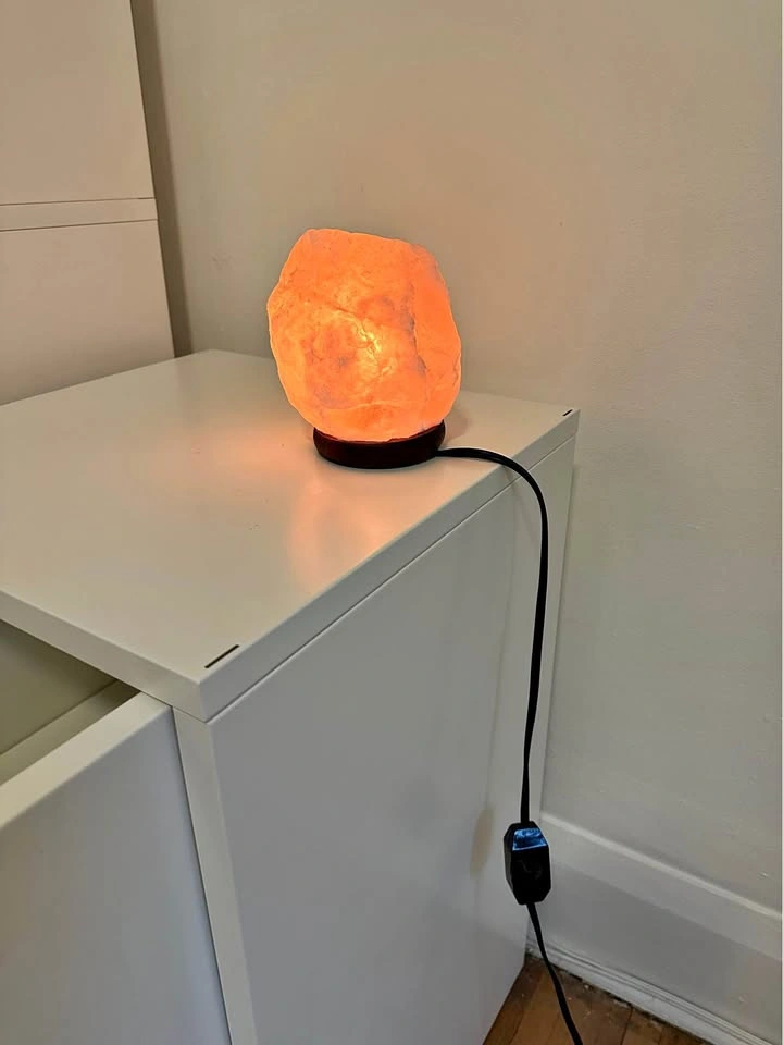 Himalayan Salt lamp with dimmer switch