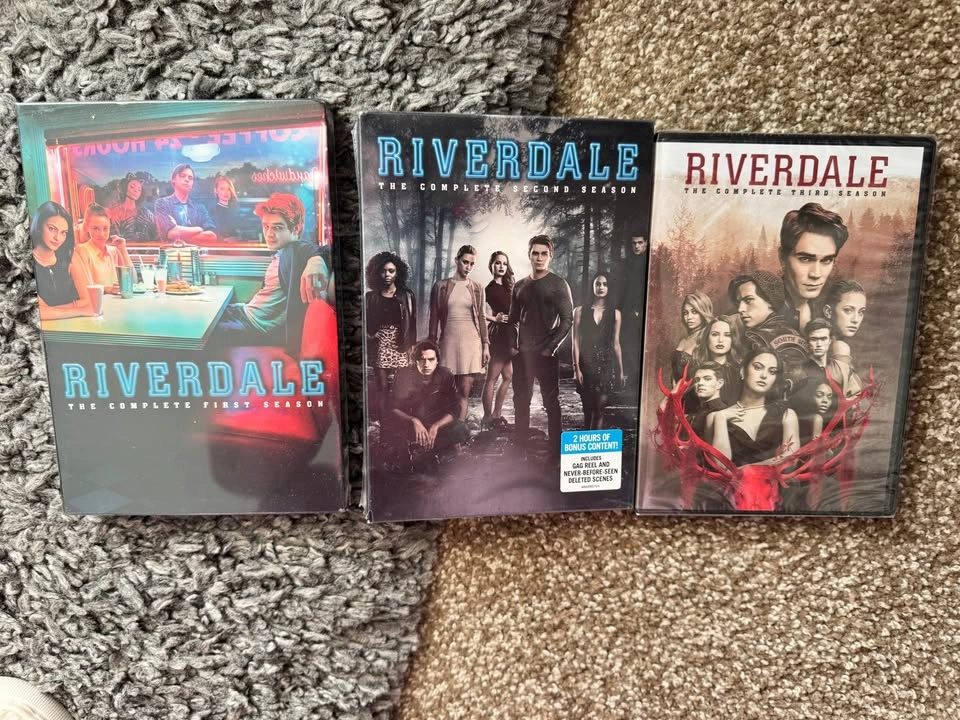 TV SERIES DVDS - photo 2