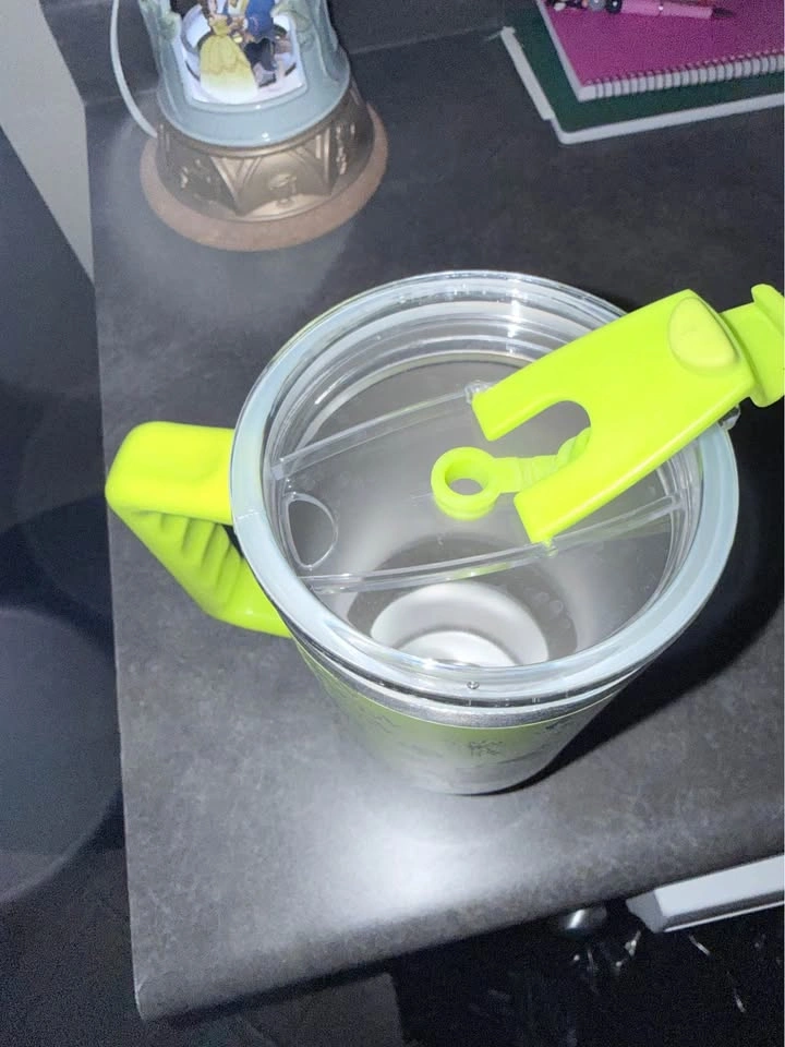 Grinch tumbler - photo 3