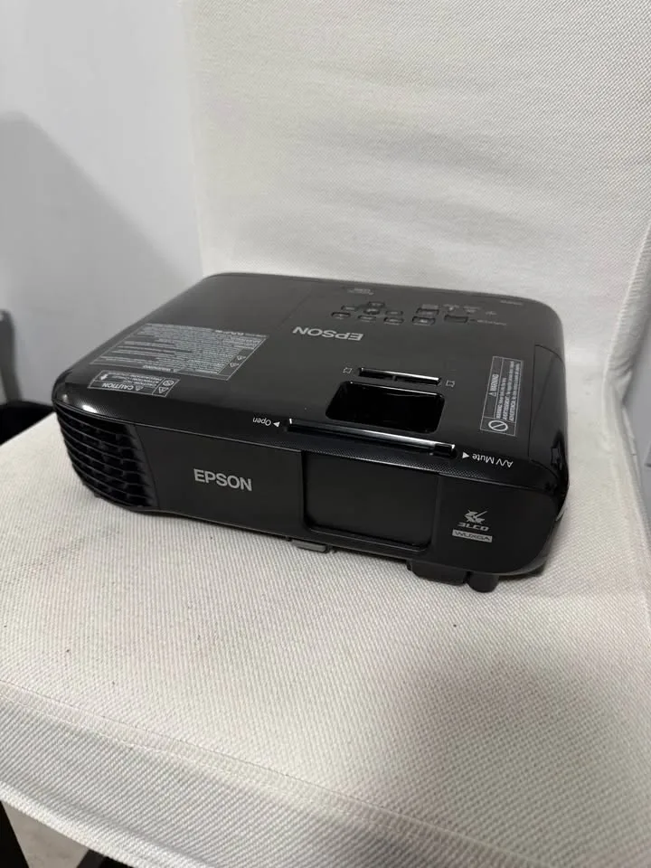 PowerLite 1286 Projector Wireless WUXGA 3LCD image indicator(2)