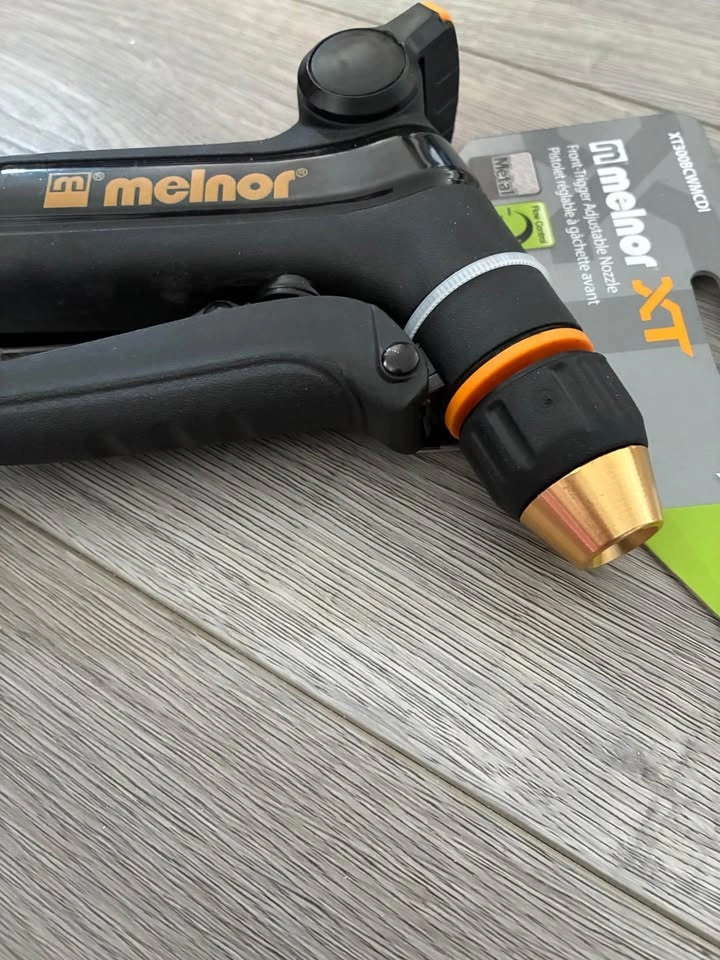 Melnor XT Front-Trigger Adjustable Nozzle - photo 2