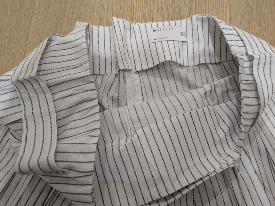Brand new ASOS skort in black and white stripe - photo 4