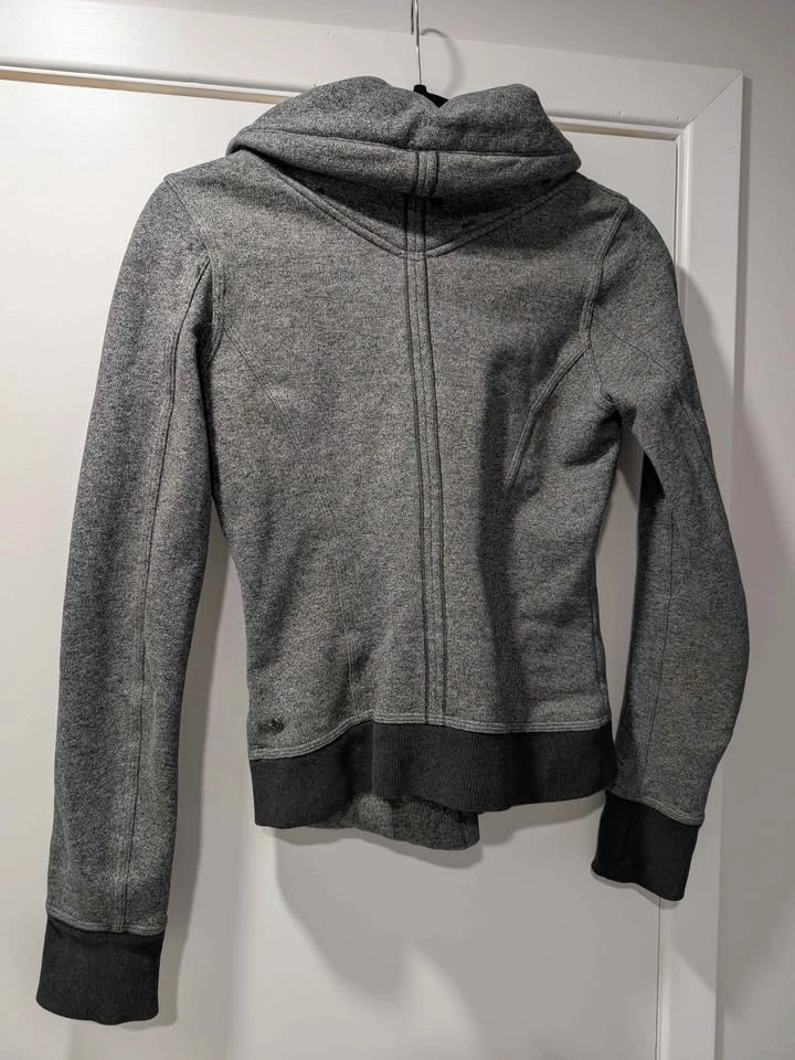 Lululemon Karma Collected Jacket size 2 - photo 3