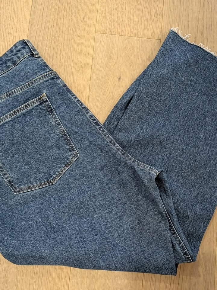 H&M High-Rise Wide Leg Women’s Jeans - (Size 16) - photo 2