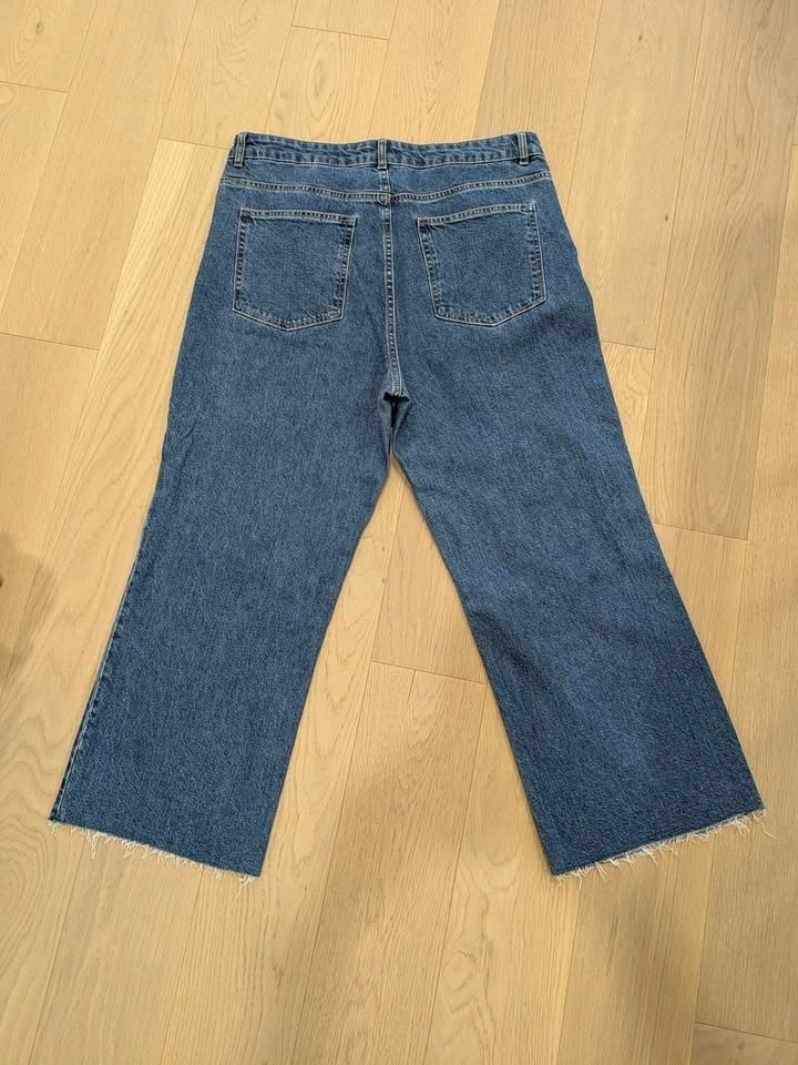 H&M High-Rise Wide Leg Women’s Jeans - (Size 16) - photo 3