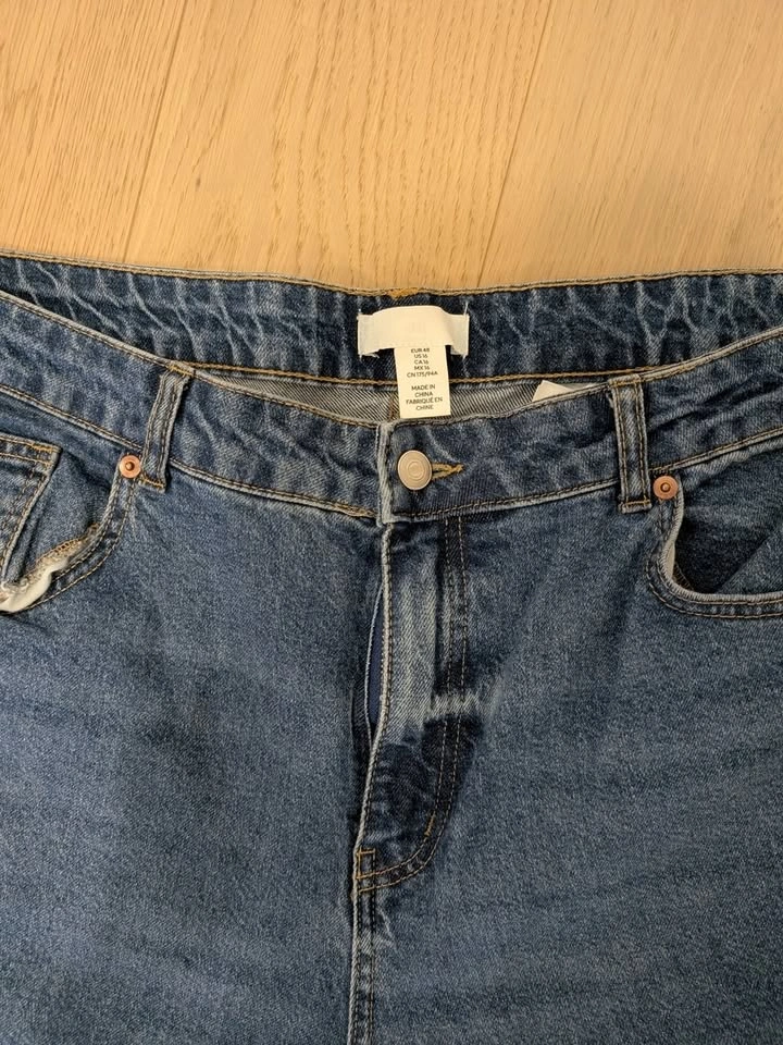 H&M High-Rise Wide Leg Women’s Jeans - (Size 16) - photo 4