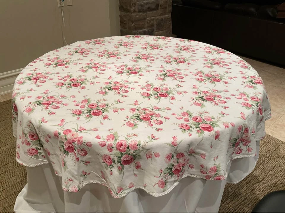 Table Cloth Pink Vintage Roses Round 67” - photo 2